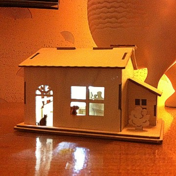 太阳能拼装玩具---爱的小屋